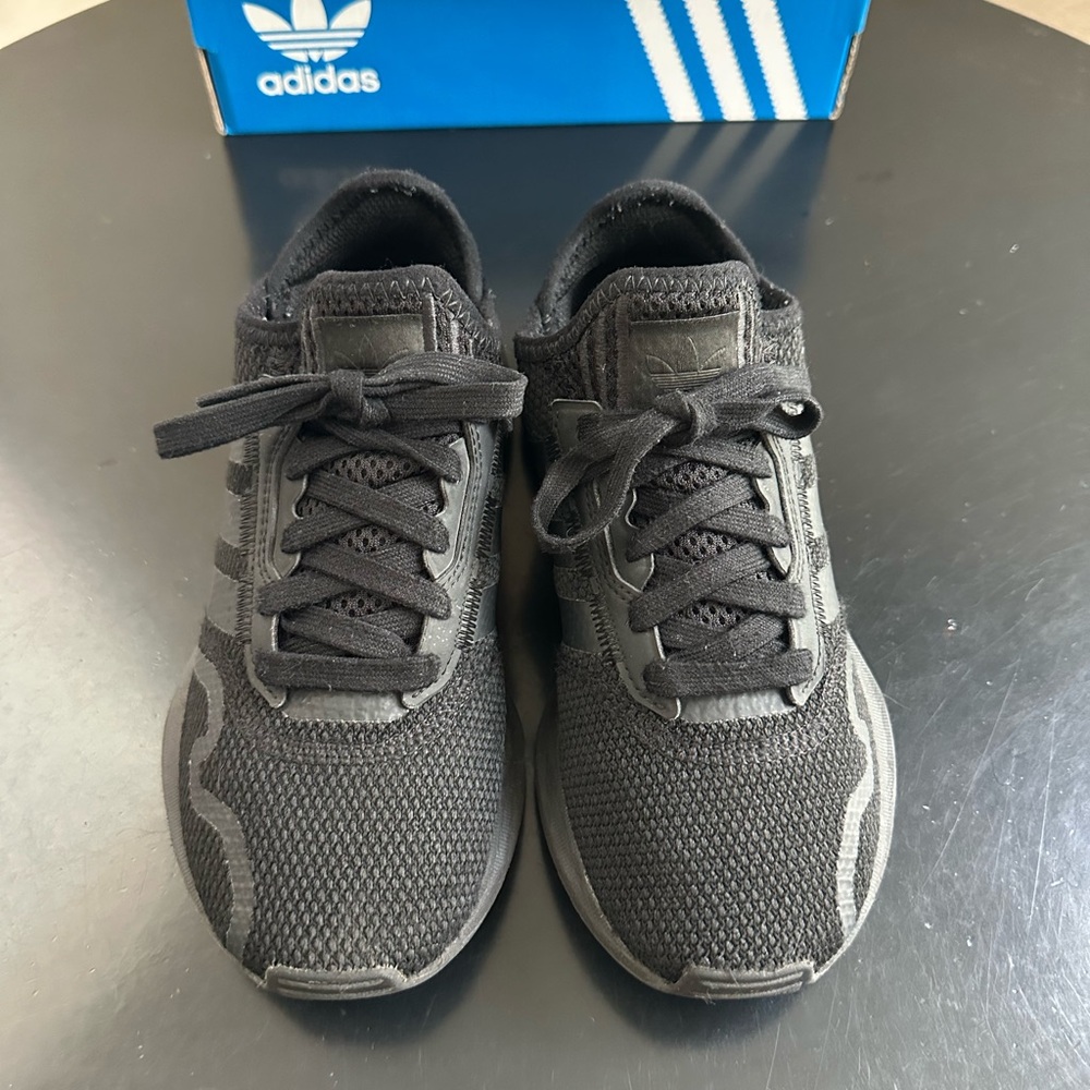 Adidas Swift Run Boys 4
